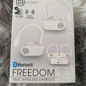 Freedom earbuds